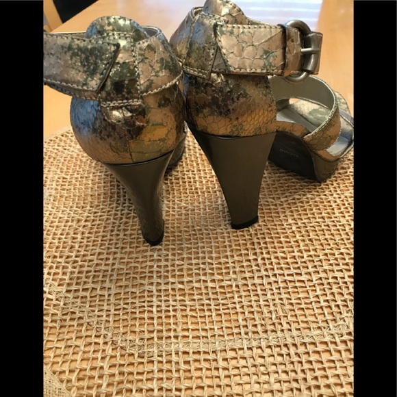 Pewter/Gold NICOLE SZ 8 1/2M Sandals - Picture 4 of 7